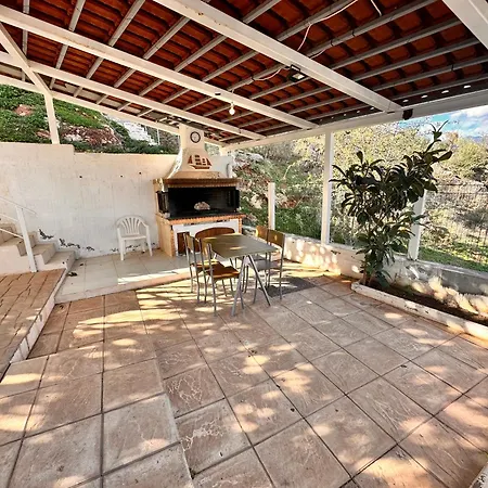 Villa οι νυμφεσ του γαλαξιδιου