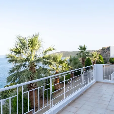 Villa οι νυμφεσ του γαλαξιδιου *