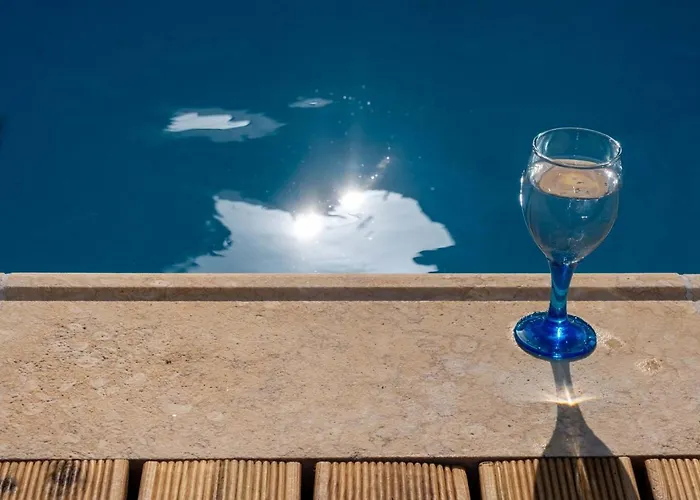 οι νυμφεσ του γαλαξιδιου *