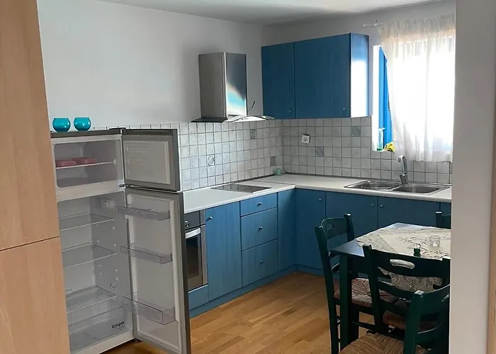 οι νυμφεσ του γαλαξιδιου Galaxidi