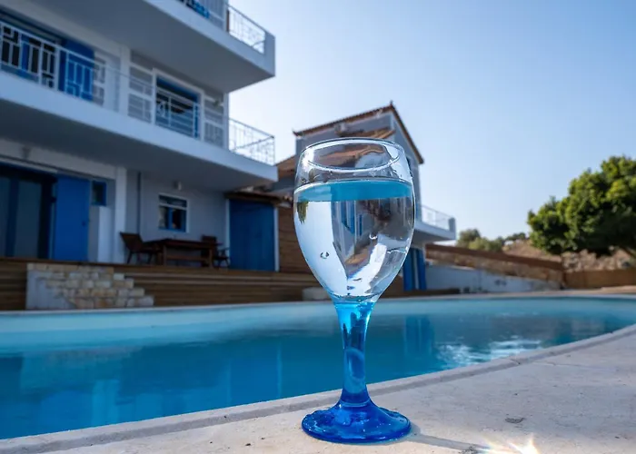 Villa οι νυμφεσ του γαλαξιδιου *