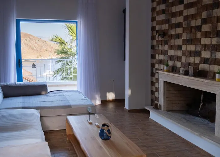 οι νυμφεσ του γαλαξιδιου