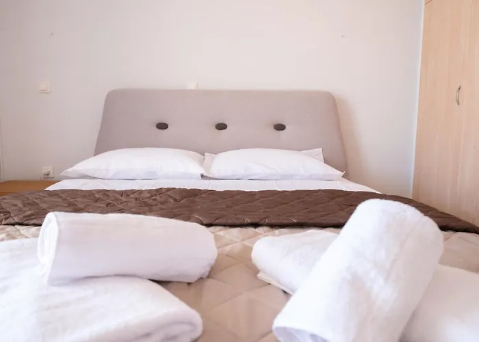 οι νυμφεσ του γαλαξιδιου *