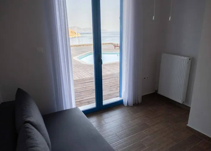 οι νυμφεσ του γαλαξιδιου